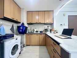 UE Square (D9), Apartment #598431771